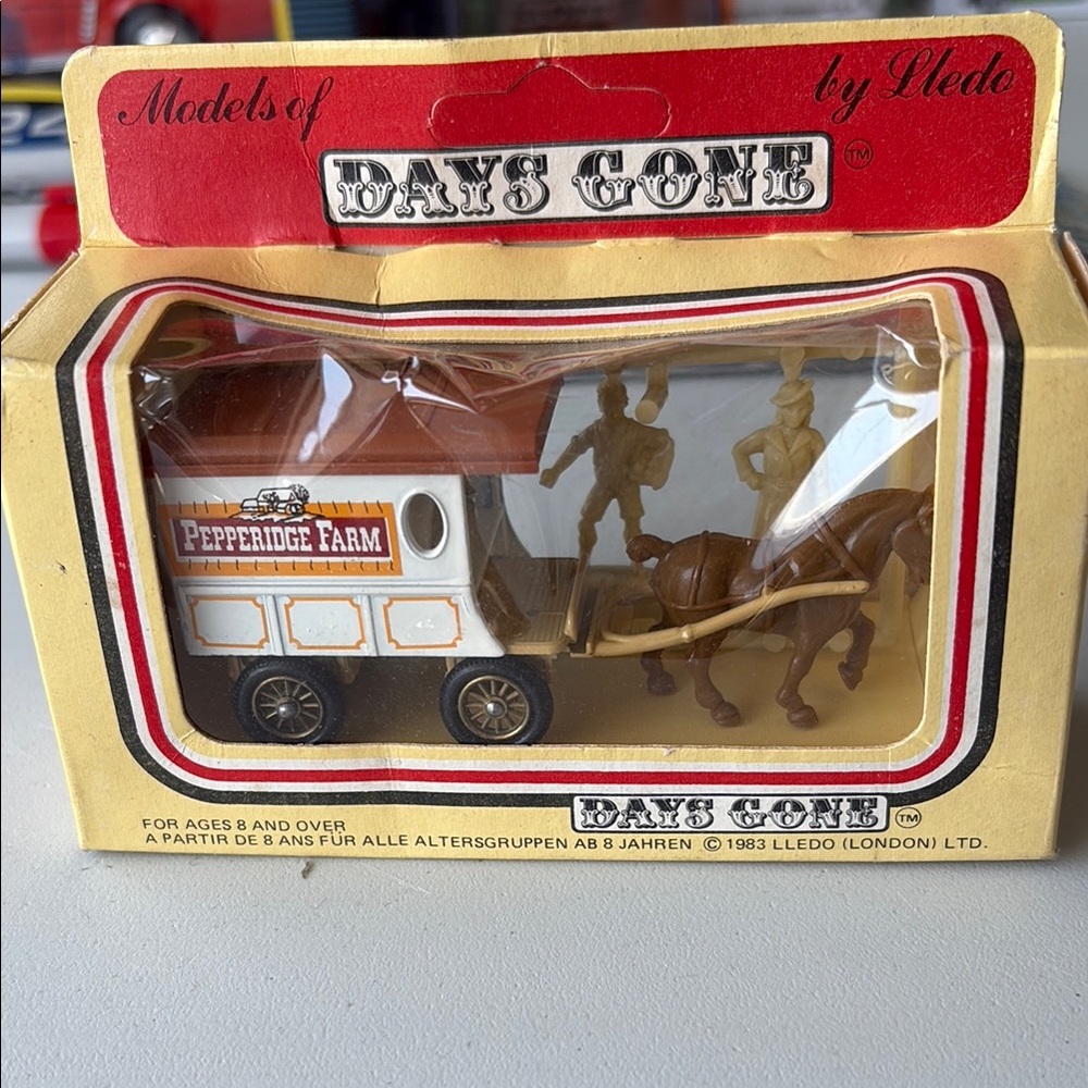 Days Gone Pepperidge Farm Horse-Drawn Wagon